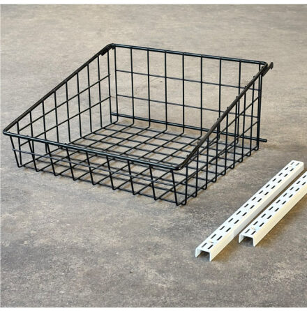 769998 Svarta tr�dkorgar inkl vit v�ggskena